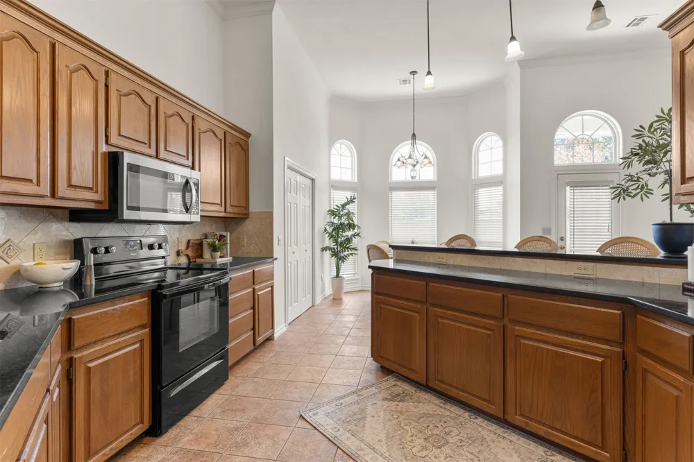 1803 Forest Park Drive Claremore, OK 74017