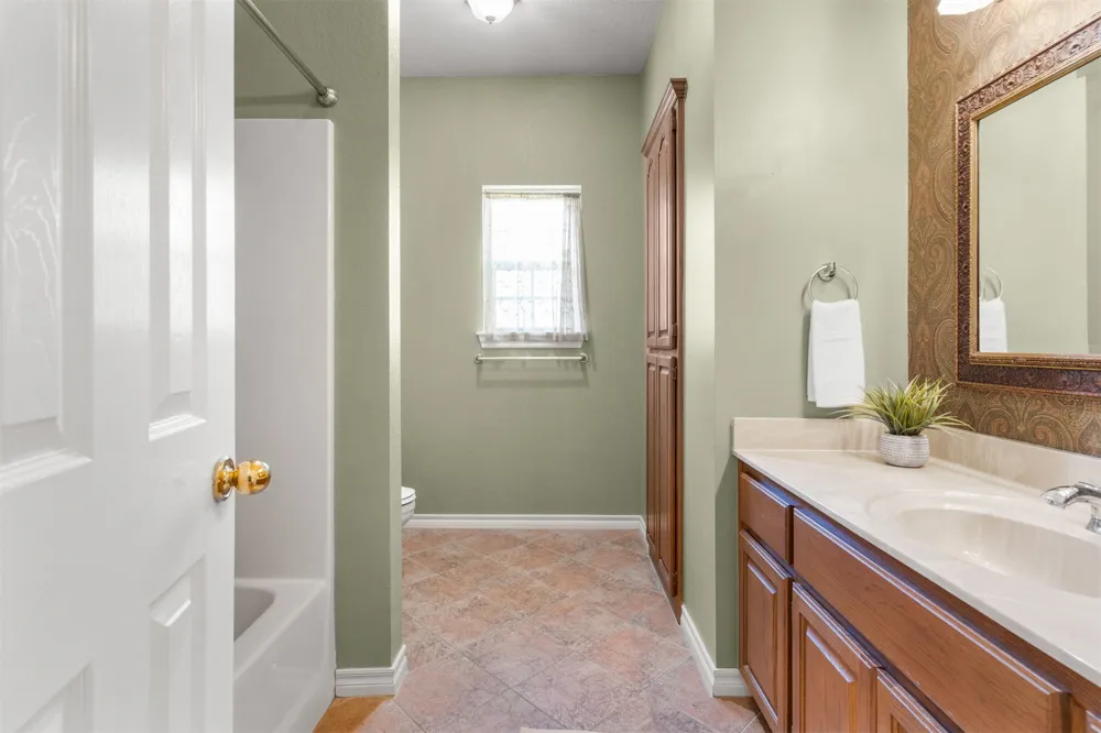 1803 Forest Park Drive Claremore, OK 74017