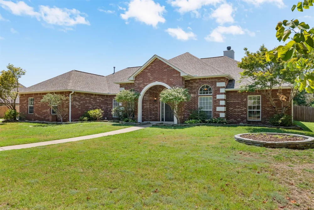 1803 Forest Park Drive Claremore, OK 74017