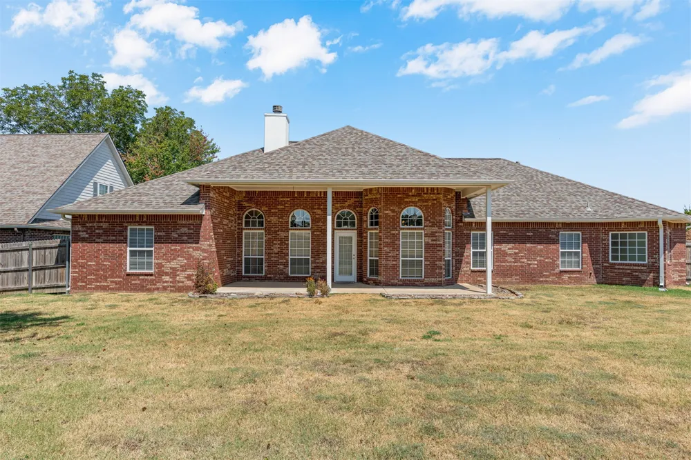 1803 Forest Park Drive Claremore, OK 74017