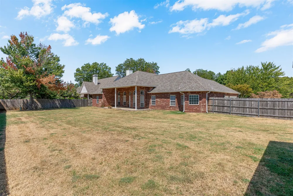1803 Forest Park Drive Claremore, OK 74017