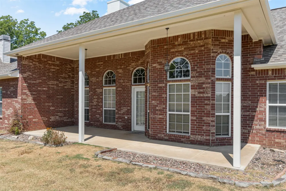 1803 Forest Park Drive Claremore, OK 74017