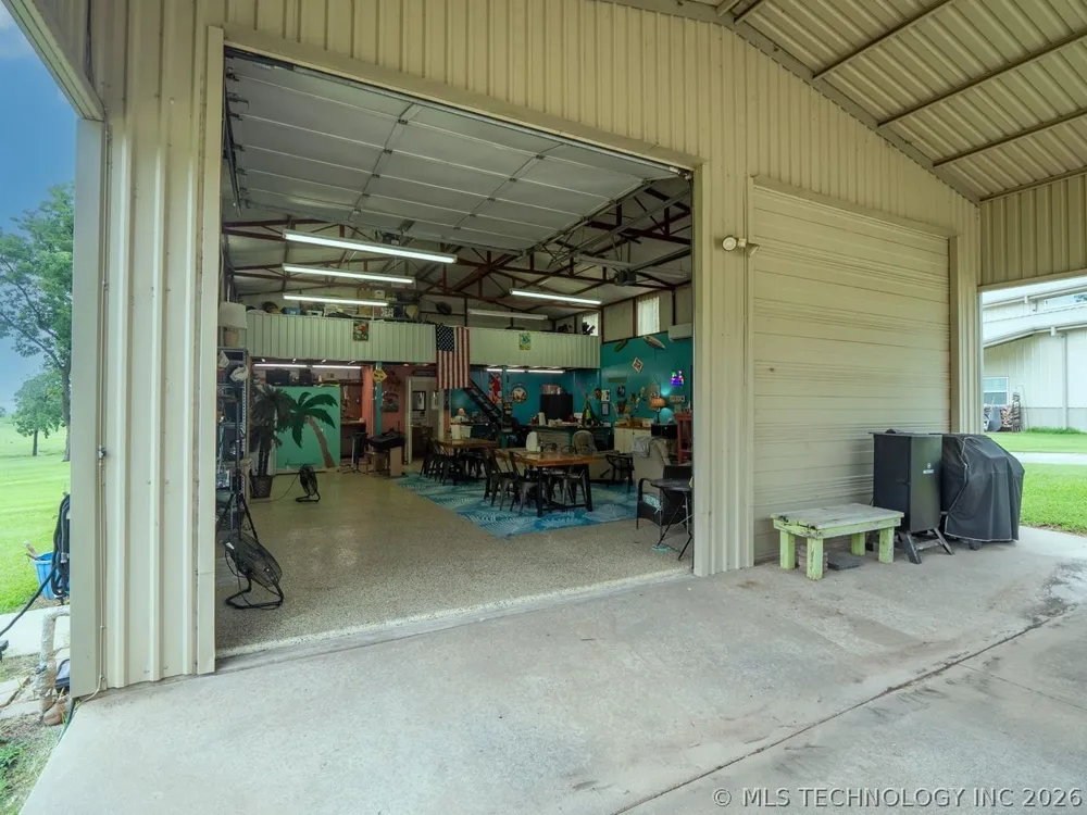 8567 Lake View Drive Kingston, OK 73439