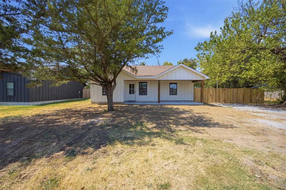95 SW 6th Krebs, OK 74554