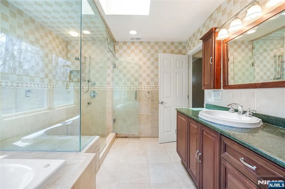 11 Sunset Road Demarest, NJ 07627
