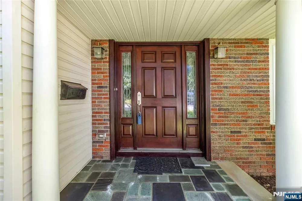 11 Sunset Road Demarest, NJ 07627