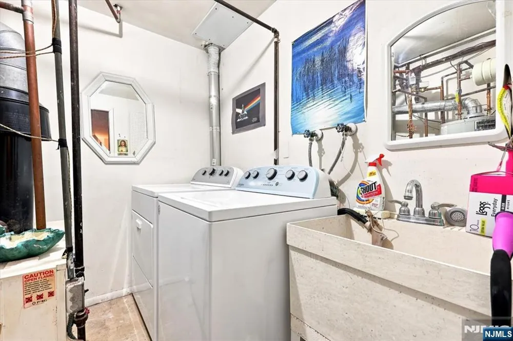 24 Hickory Road Ringwood, NJ 07456
