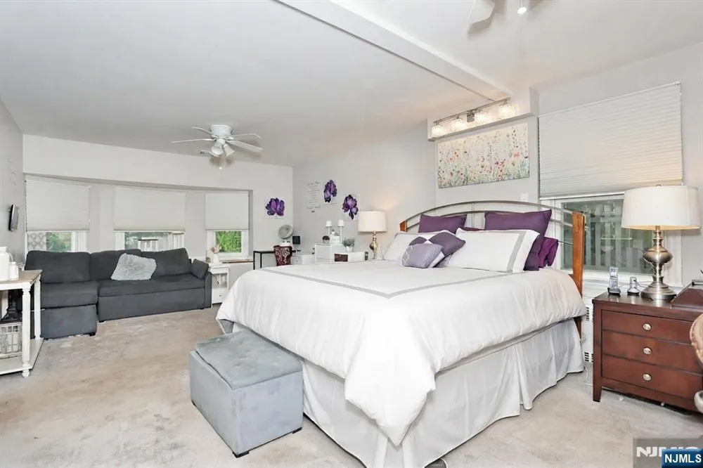 137 Manhattan Avenue Waldwick, NJ 07463