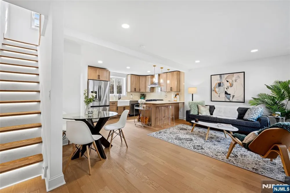 419 2nd Street Jersey City, NJ 07302