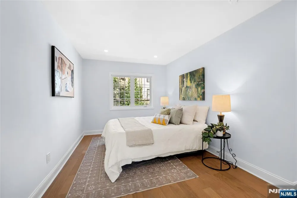 419 2nd Street Jersey City, NJ 07302