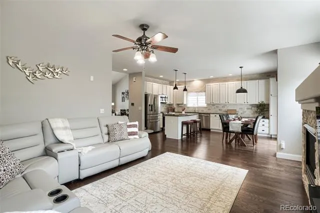 10368 Fairlawn Trail Highlands Ranch, CO 80130