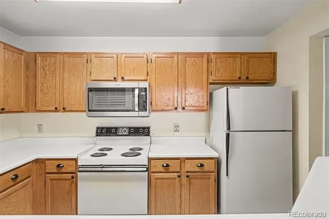 5706 W Asbury Place #202 Lakewood, CO 80227