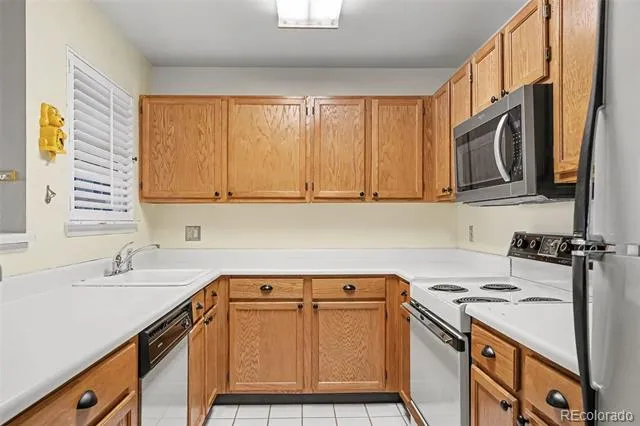 5706 W Asbury Place #202 Lakewood, CO 80227