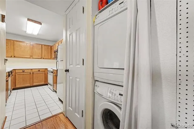 5706 W Asbury Place #202 Lakewood, CO 80227