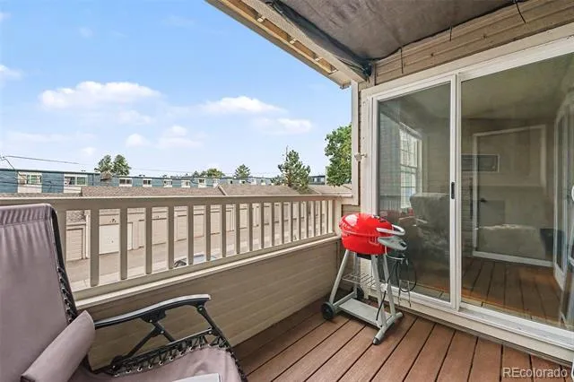 5706 W Asbury Place #202 Lakewood, CO 80227