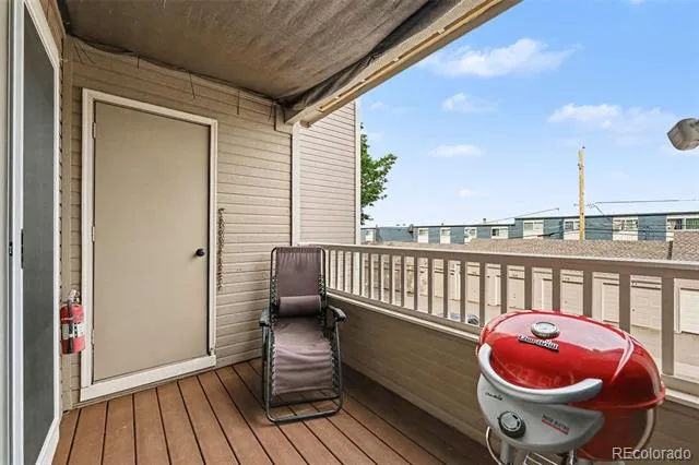 5706 W Asbury Place #202 Lakewood, CO 80227