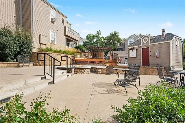 5706 W Asbury Place #202 Lakewood, CO 80227