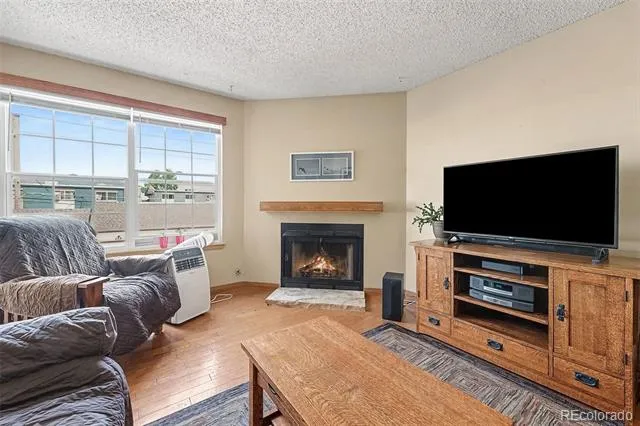 5706 W Asbury Place #202 Lakewood, CO 80227