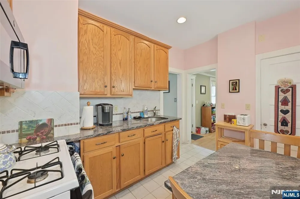 11 Concord Avenue Maplewood, NJ 07040