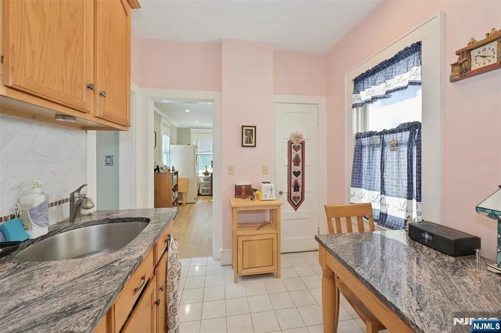 11 Concord Avenue Maplewood, NJ 07040