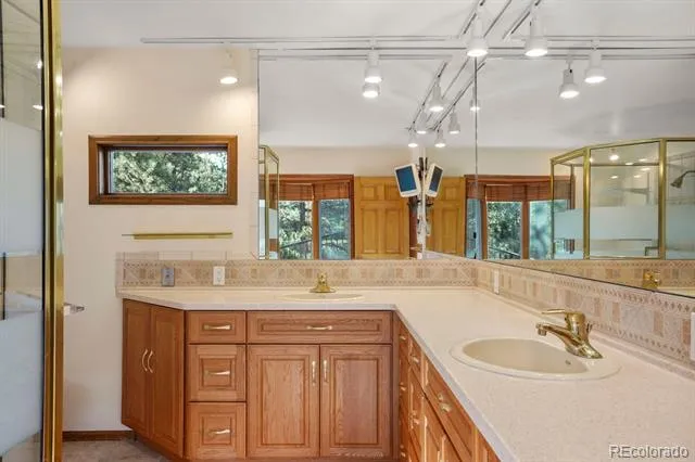 11660 Windmill Road Colorado Springs, CO 80908