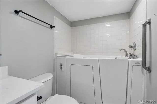 13901 E Marina Drive #102 Aurora, CO 80014