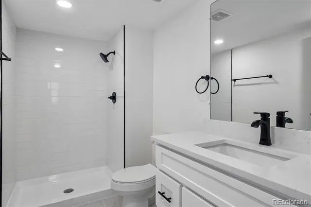 13901 E Marina Drive #102 Aurora, CO 80014