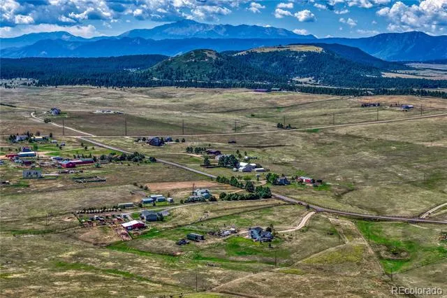 12658 Mesa View Road Larkspur, CO 80118