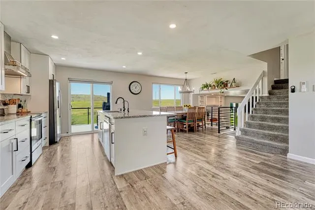 12658 Mesa View Road Larkspur, CO 80118
