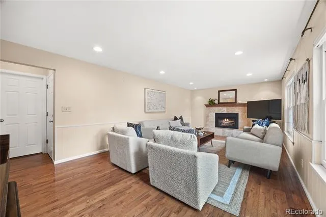 7409 S Newport Way Centennial, CO 80112