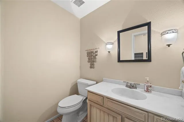 7409 S Newport Way Centennial, CO 80112