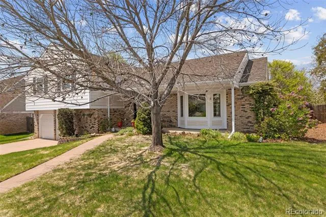7409 S Newport Way Centennial, CO 80112