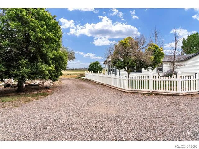 7212 County Road 4 Brighton, CO 80603