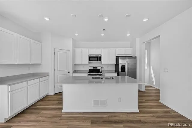 712 96th Avenue Place Greeley, CO 80634