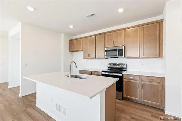 589 Bently Street Watkins, CO 80137