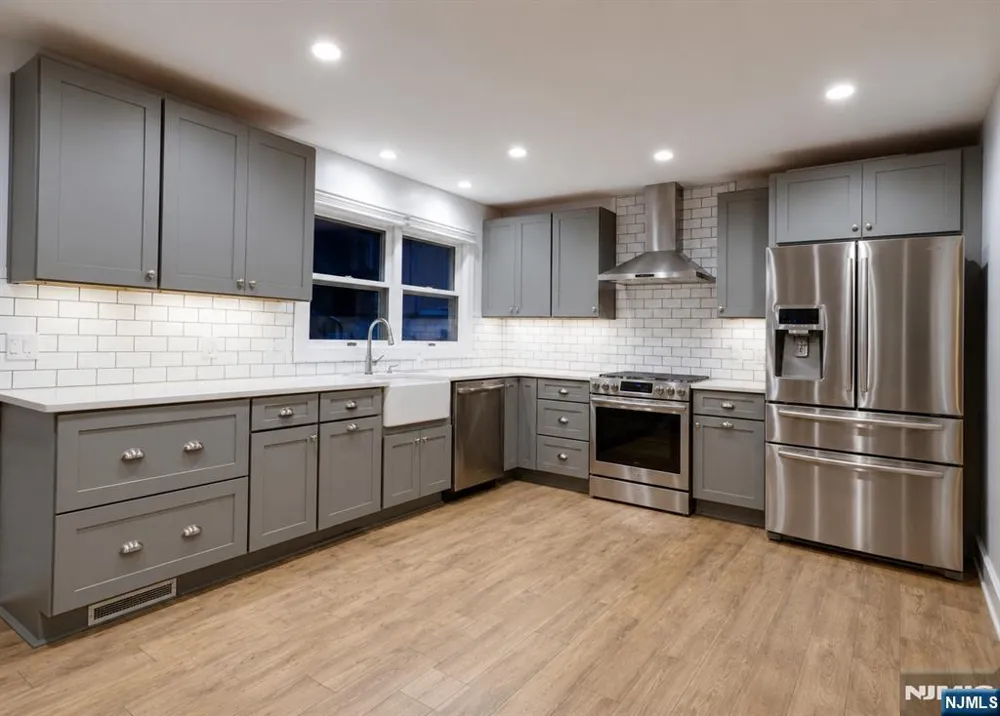 19 W Park Avenue Park Ridge, NJ 07656