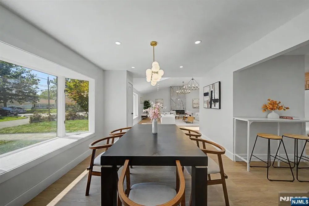 19 Ferndale Road Wayne, NJ 07470