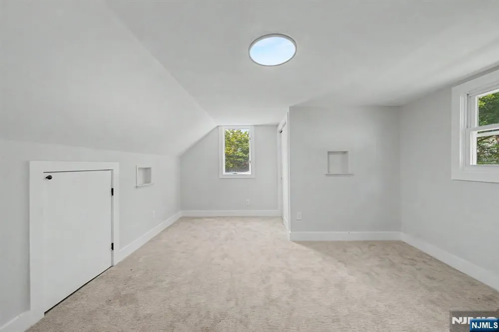 19 Ferndale Road Wayne, NJ 07470