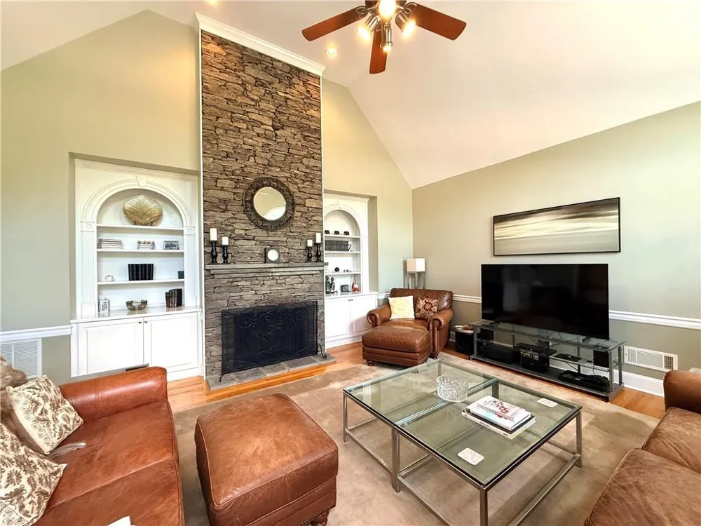 2667 Dunhaven Court Snellville, GA 30078