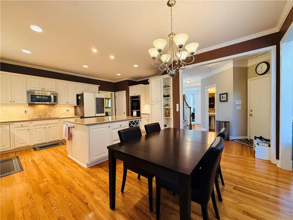 2667 Dunhaven Court Snellville, GA 30078