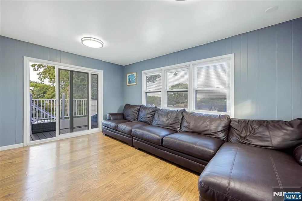 12 Lois Avenue Clifton, NJ 07014
