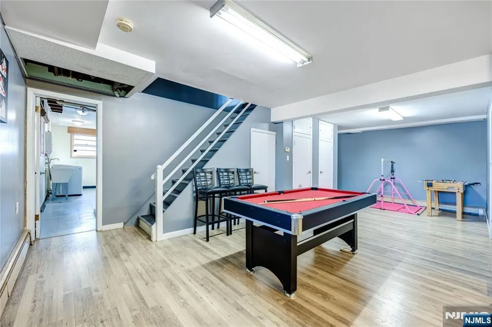 12 Lois Avenue Clifton, NJ 07014