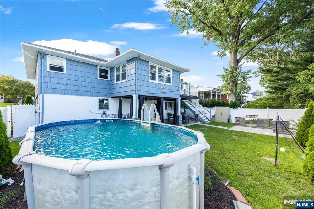 12 Lois Avenue Clifton, NJ 07014