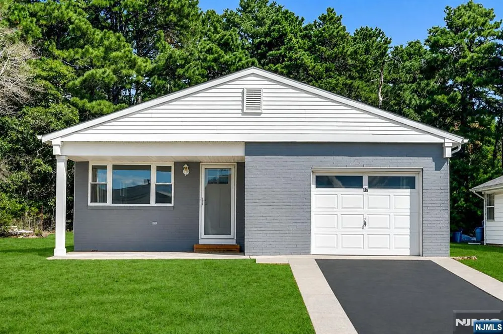 47 Doral Drive Toms River, NJ 08757