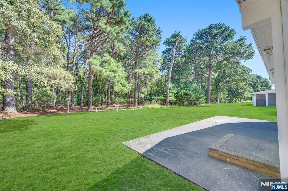 47 Doral Drive Toms River, NJ 08757