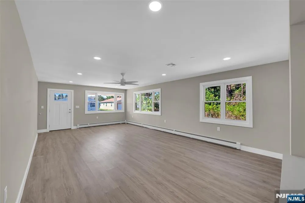 47 Doral Drive Toms River, NJ 08757