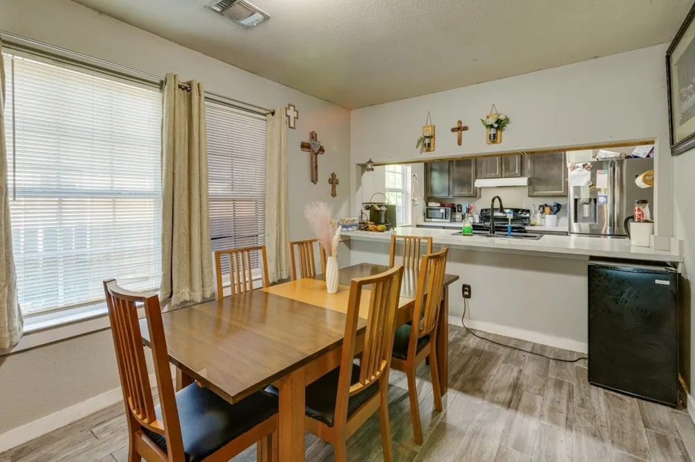 4820 Fellows Lane Dallas, TX 75216