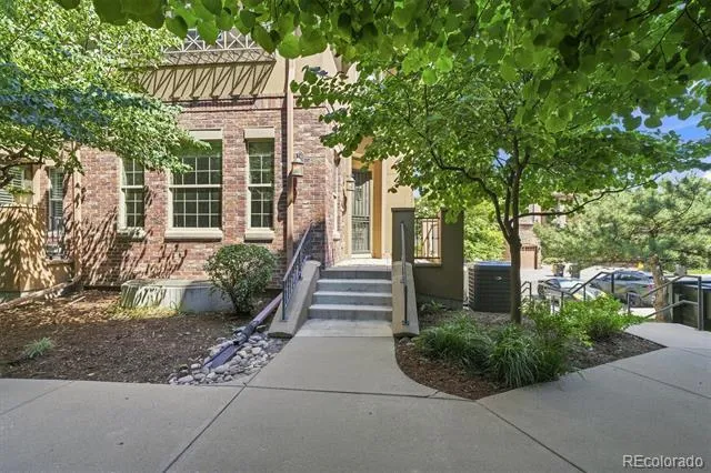 7821 Vallagio Lane Englewood, CO 80112