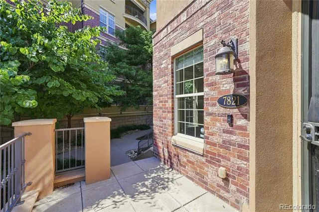 7821 Vallagio Lane Englewood, CO 80112