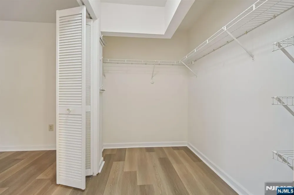 25 Markham Circle Englewood, NJ 07631